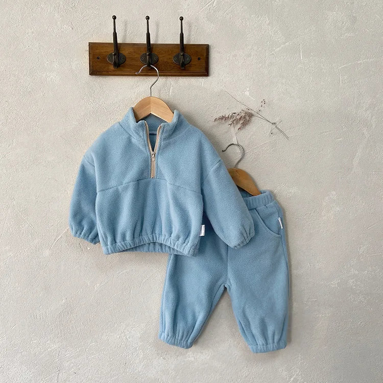 Toddler fleece hoodie and pants set, unisex, ideal for infant autumn wear