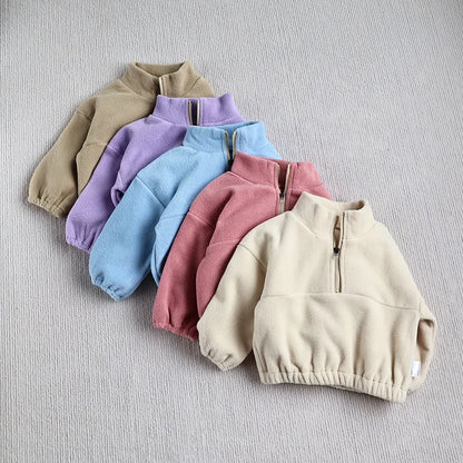 Adjustable waistband on gray toddler fleece pants, comfortable kids track suit