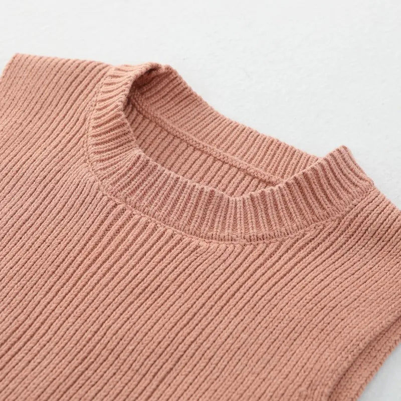 Comfortable toddler knit vest, perfect for indoor and outdoor autumn activities.