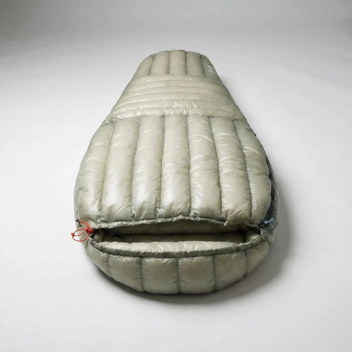Warm & insulated unisex mummy sleeping bag with down fill. Essential ultralight gear for comfortable camping.