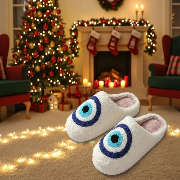 Unisex winter house slippers: featuring a deer motif, non-slip sole, and cozy design for ultimate comfort.