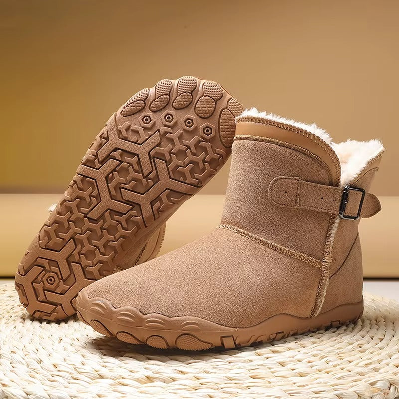 Unisex warm winter barefoot boots for natural movement & cold weather comfort.