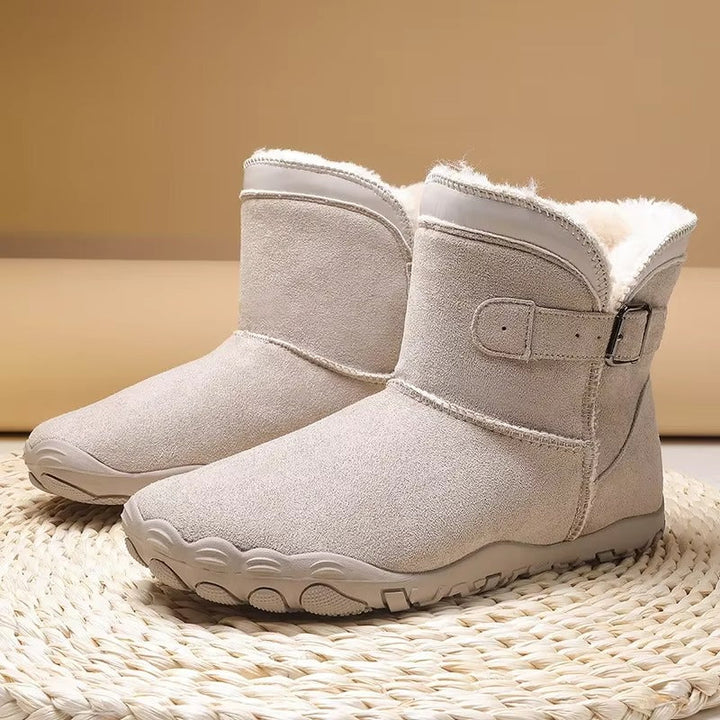 Front view: Minimalist warm winter barefoot boots, offering roomy toe box comfort.