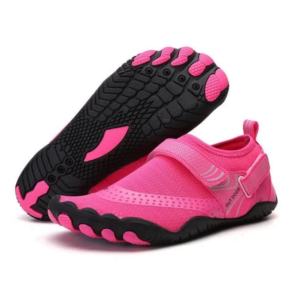 Adventure-ready unisex water shoes. Breathable, quick-dry for beach, pool, and outdoor exploration.