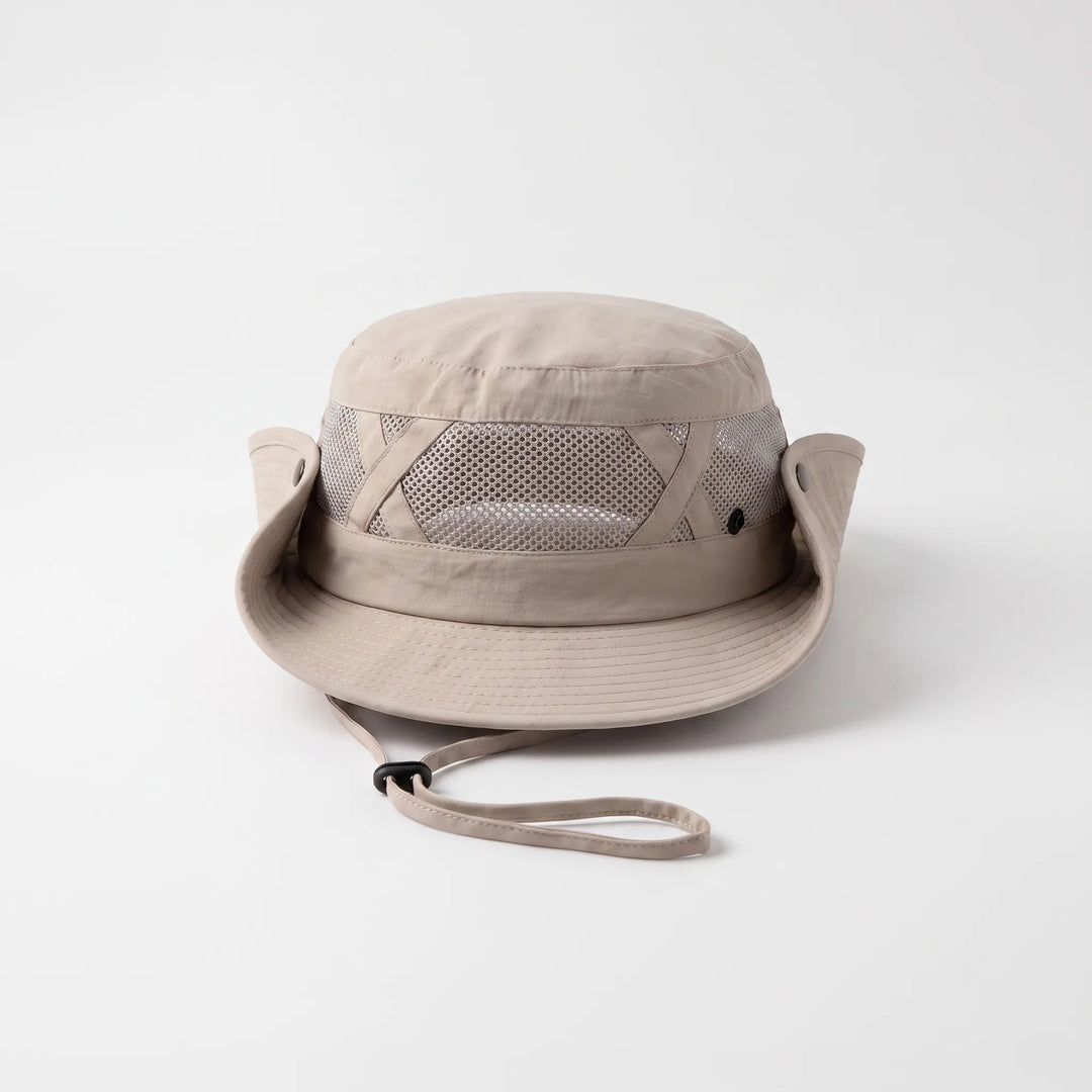 Durable outdoor wide brim sun hat, unisex design for fishing, gardening & travel. UV protection & ventilated.