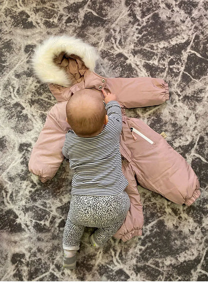 Durable unisex winter baby jumpsuit, warm ski suit for toddlers, ideal for snow activities