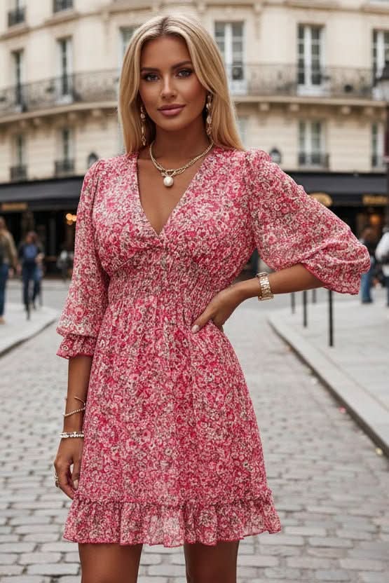 Chic autumn mini dress for women, featuring a vibrant design and comfortable, everyday style.