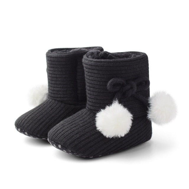 Collection of colorful baby winter boots, anti-slip and warm, suitable for infant boys and girls