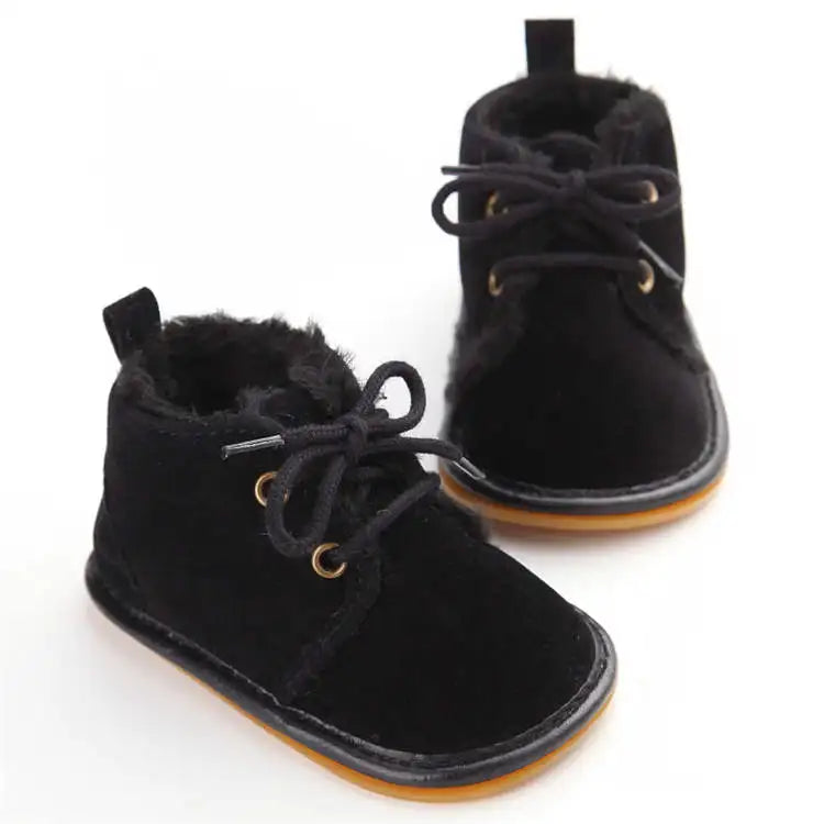 Premium baby winter boots, soft and warm, designed as crib shoes for infants.
