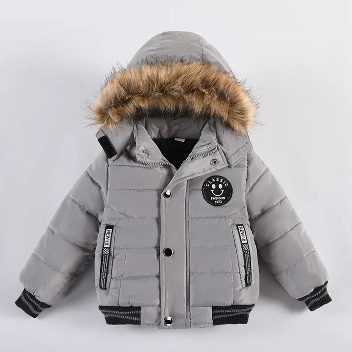 Striped hooded winter puffer jacket for children, cozy and stylish, for boys and girls.