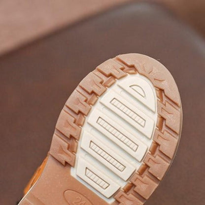 High-quality kids' winter footwear, plush-lined for superior warmth