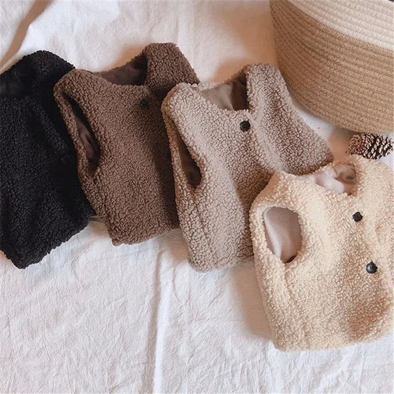Warm red plush kids' bodywarmer vest for toddlers, unisex winter outerwear