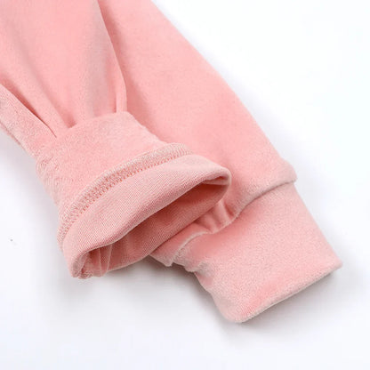 Children's sportswear: velvet tracksuit set with a practical front zipper