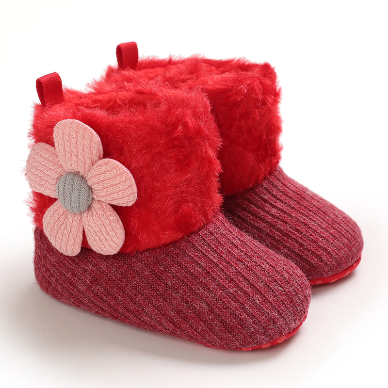 Warm winter boots for toddlers, non-slip sole, cozy plush lining, unisex design