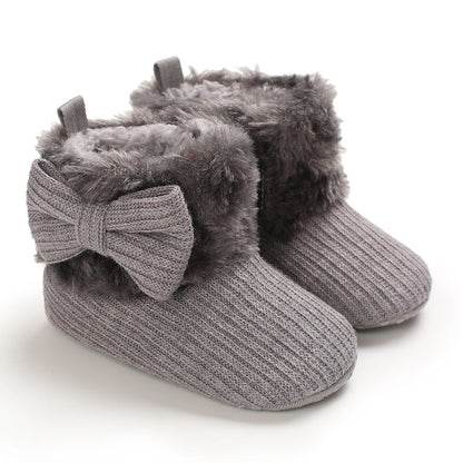 Warm winter boots, non-slip sole, plush lined interior, unisex design for toddlers