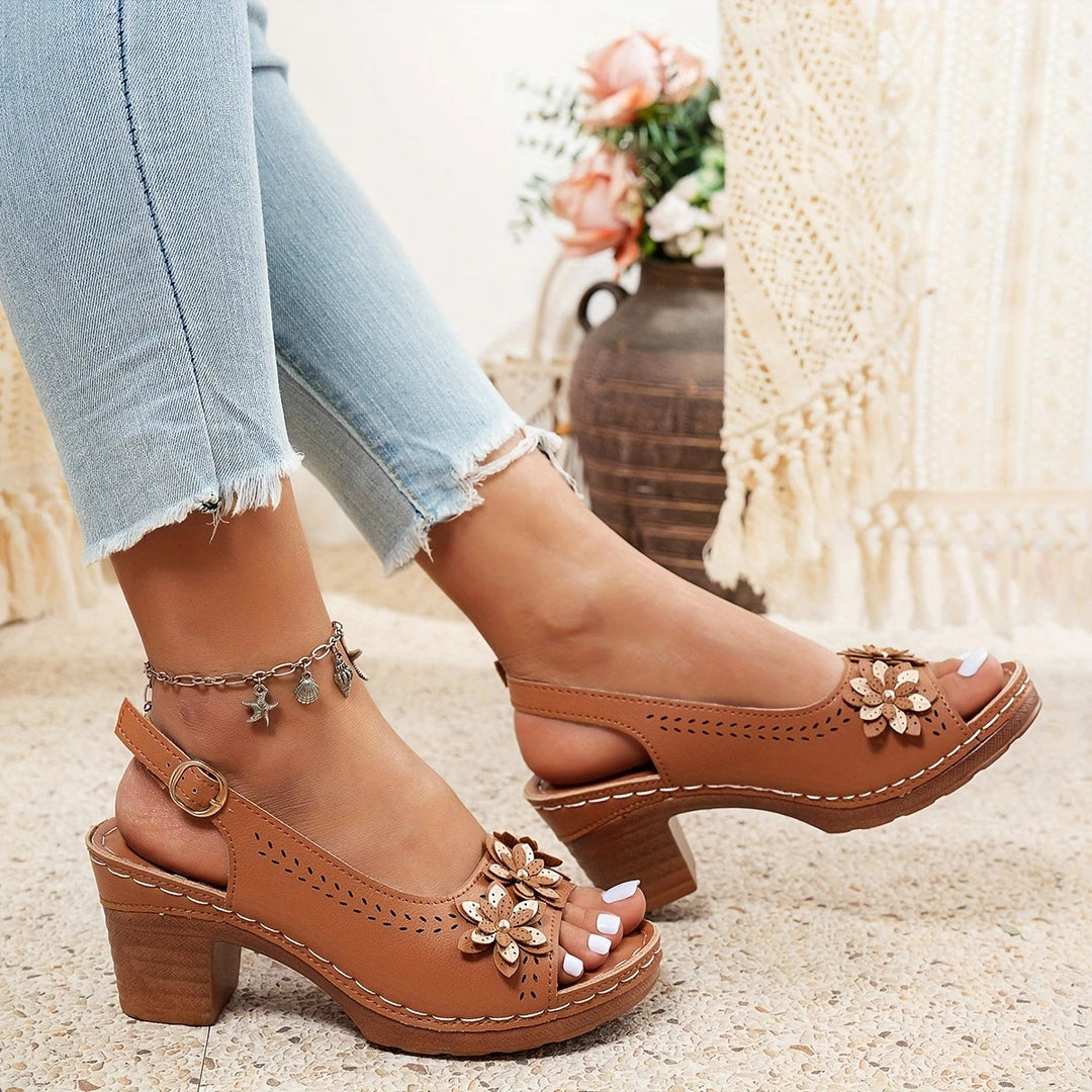 Back view of women's casual comfort sandals, featuring ergonomic design and adjustable straps.