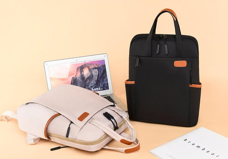Functional anti-theft women's backpack, comfortable straps, ideal for all-day wear.