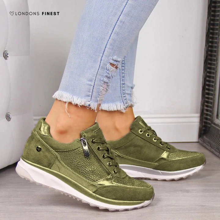 Casual women's sneakers with advanced arch support, delivering cushioned, lightweight comfort.
