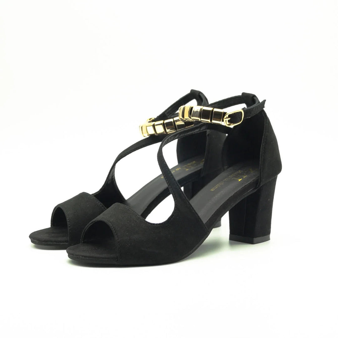 Casual chic women's sandals: beaded detail, ankle strap, comfortable open toe, and chunky block heel.