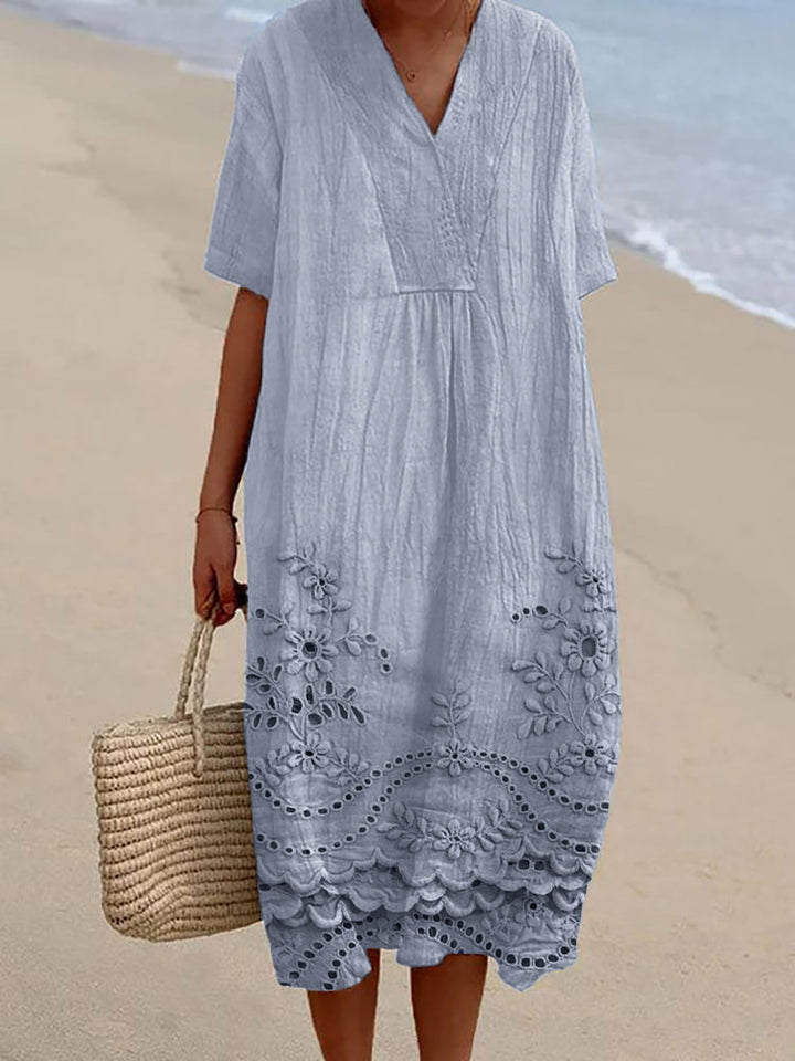 Effortless women's summer midi dress in bohemian style, ideal for vacation wear, offering a comfortable, flowy fit.