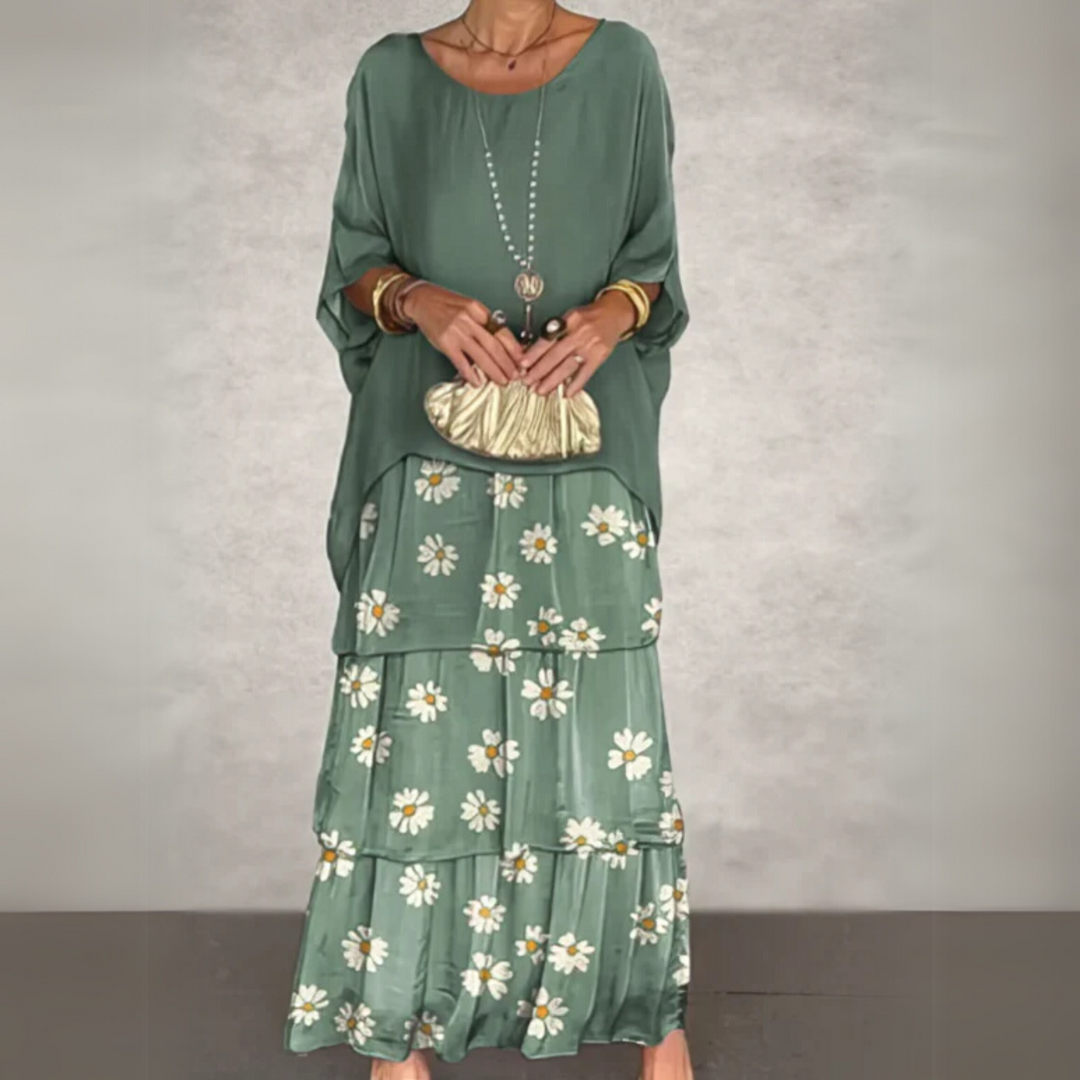 Elegant casual women's two-piece boho maxi dress set featuring a relaxed batwing top & tiered skirt.