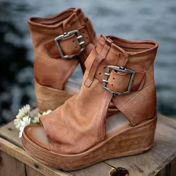 Casual women's boho wedge sandals with buckle, ideal summer shoes for comfortable walking.
