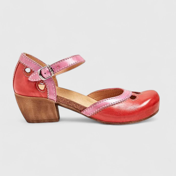 Everyday women's open-toe walking sandals, designed for comfort and breathability in warm weather.
