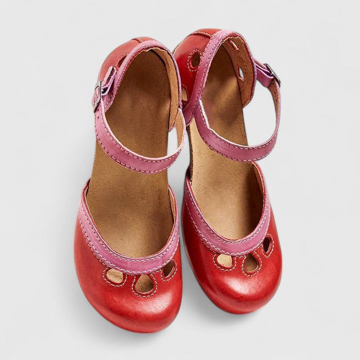 Women's breathable open-toe walking sandals, comfortable casual footwear for summer adventures.