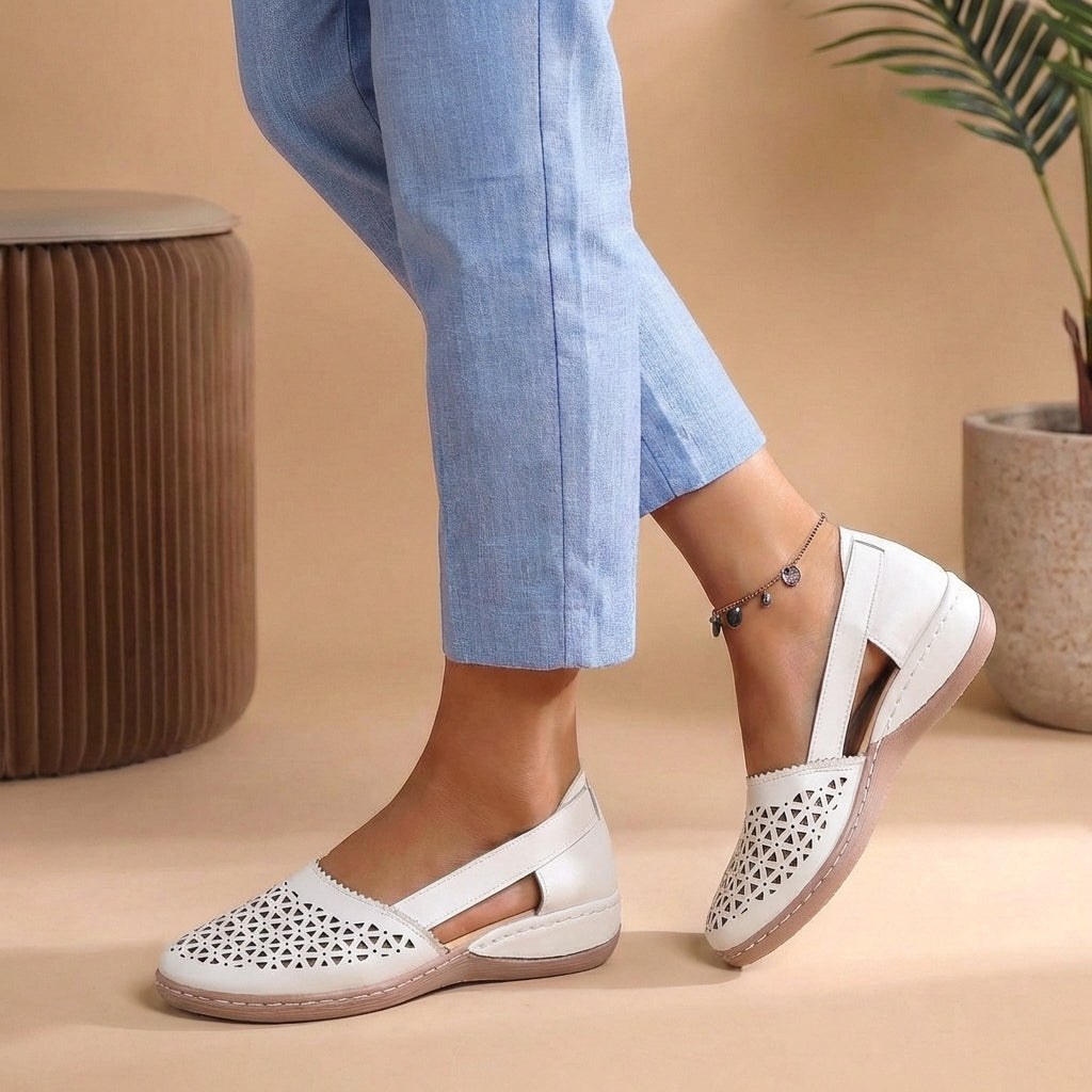 Versatile women's breathable slip-on loafers with soft soles, ideal for walking & everyday comfort.