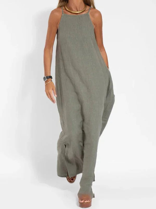 Women's casual sleeveless side slit maxi dress in a breathable fabric for summer.