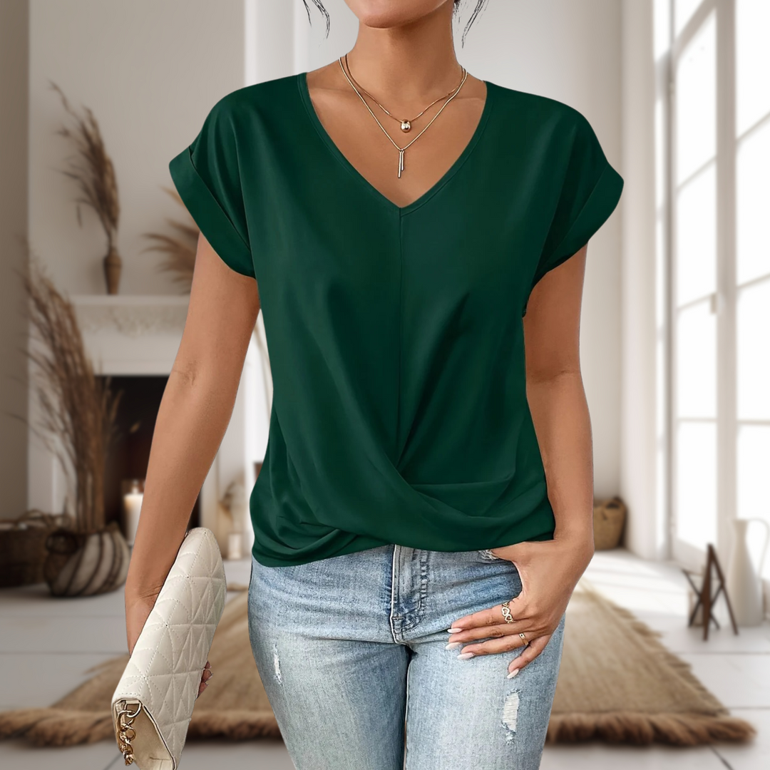 Casual women's fitted t-shirt with a chic sweetheart neck and short sleeves. Your comfortable everyday top.