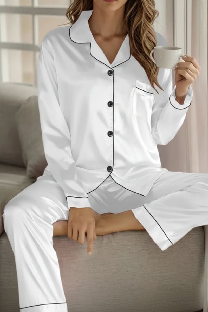 Comfortable elastic waistband on women's pajama bottoms, part of a chic sleepwear lounge set.