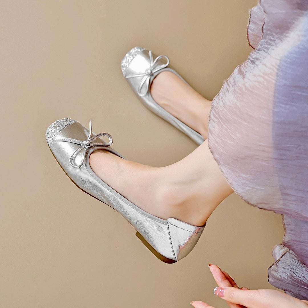 Olive green square toe ballet flats. Chic women's everyday shoes with a stylish bow, comfortable for all-day wear.