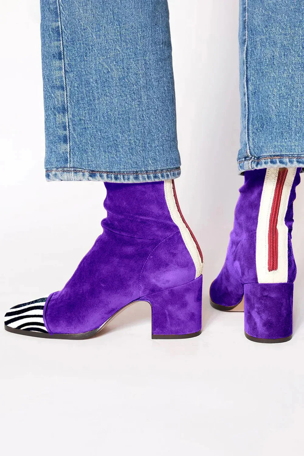 Stylish square toe heeled boots for women, versatile for dress or casual wear in winter.