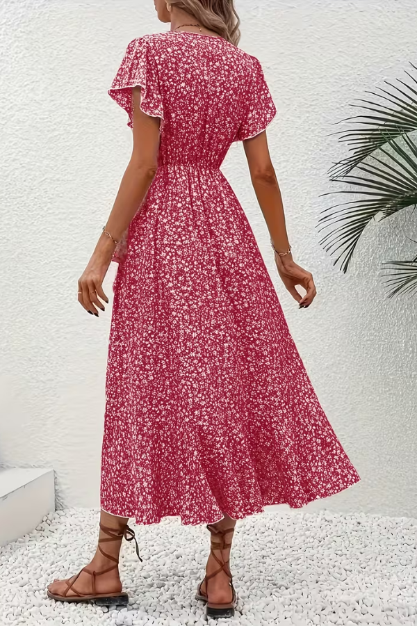 Delicate short sleeve detail on the chic V-neck floral midi dress for women. Spring fashion ready.