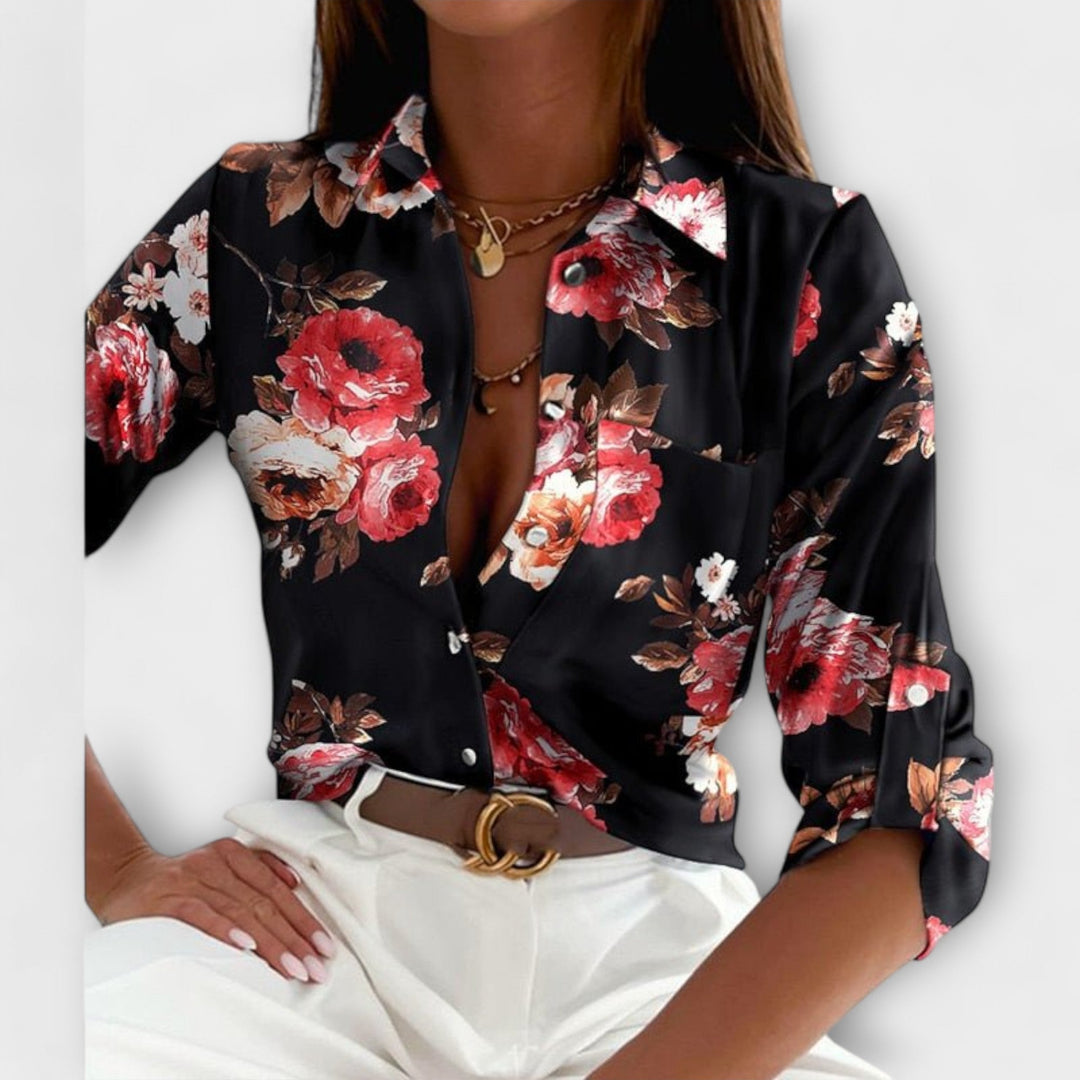 Effortless style with this women's classic collar blouse. Comfortable long sleeve button-down for versatile fashion.