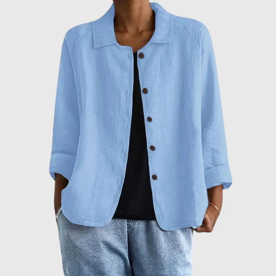 Women's classic lightweight short sleeve top for effortless everyday comfort and style.