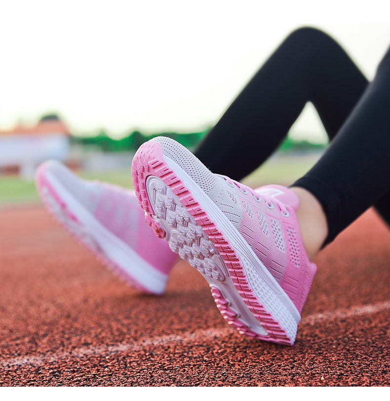 Durable women's walking shoes with non-slip sole, perfect for stability & comfort.
