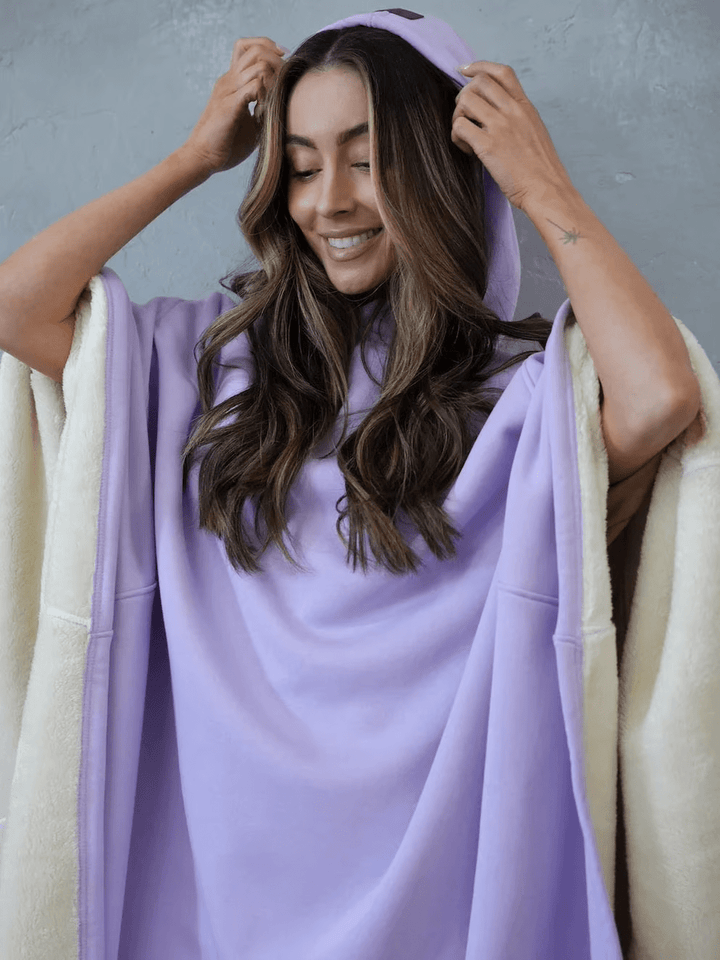 Ultimate relaxation women's hoodie, oversized, cozy apparel, anti-stress.