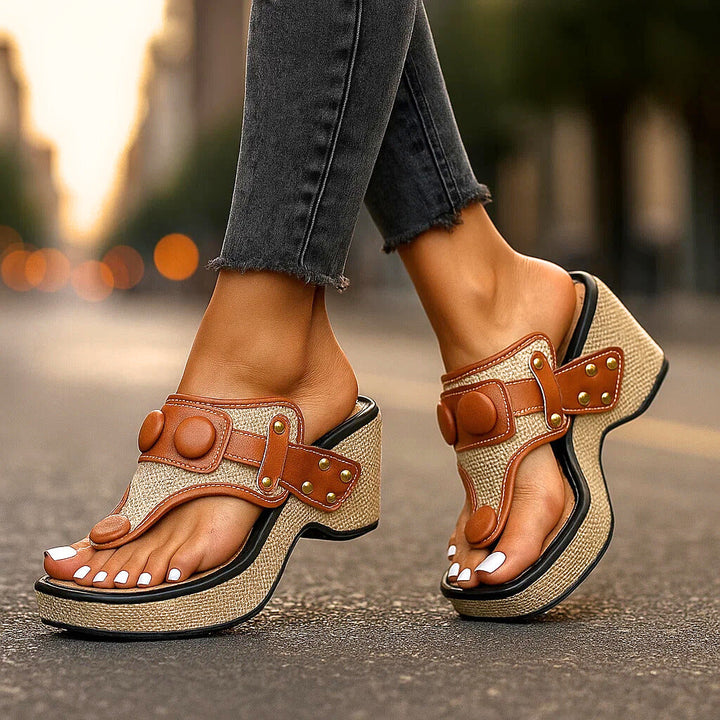Black women's arch support wedge platform thong sandals. Comfort casual summer style.