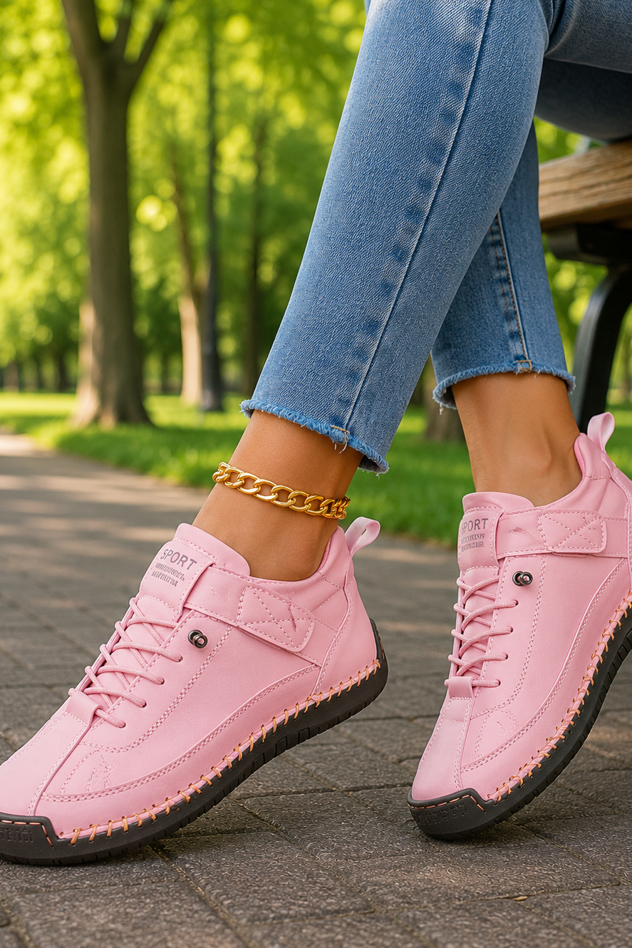 Stylish & comfortable women's sneakers, lightweight and versatile for all-day casual wear.