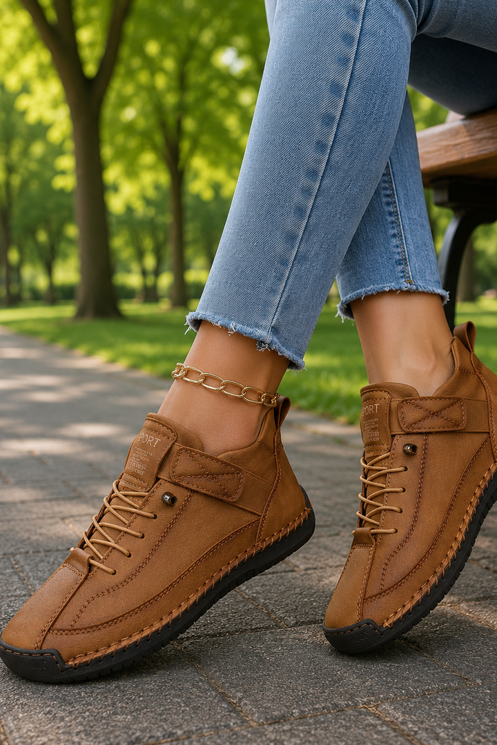 All-day comfort women's casual sneakers, lightweight and stylish for versatile everyday footwear.