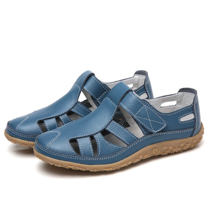 Supportive slip-on women's sandals, perfect for casual summer wear.