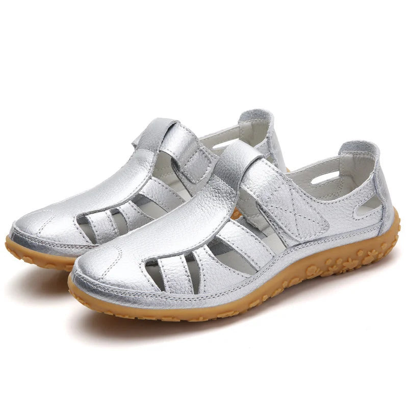 Comfortable women's sandals with excellent balance for casual summer fashion.