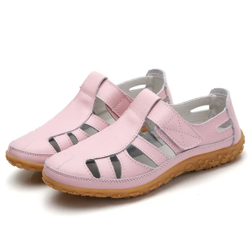 Women's supportive sandals, ideal for comfortable and stable everyday wear.
