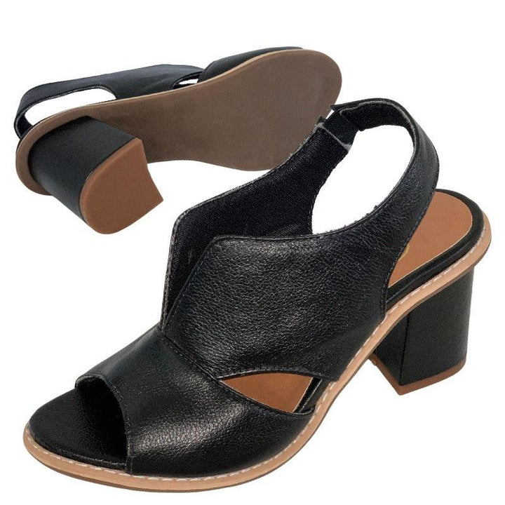 Stylish women's block heel sandals in classic design. Comfortable, elegant everyday summer footwear.