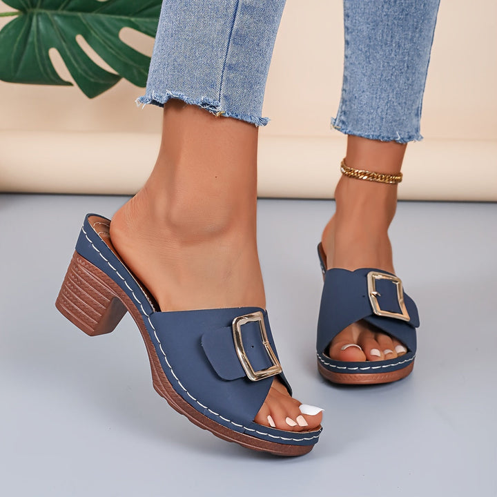Versatile women's casual flats, excellent everyday comfort with an easy slip-on design for summer.