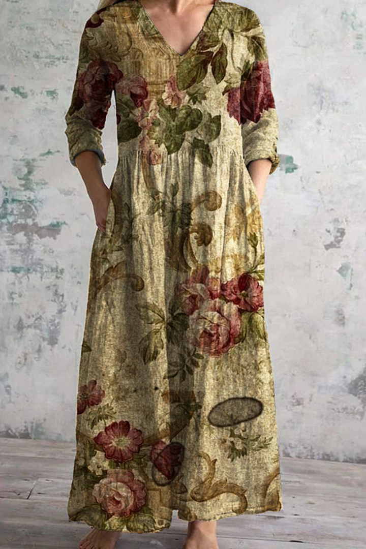 Stylish women's summer maxi dress with a relaxed, flowing design, perfect for comfortable travel fashion.