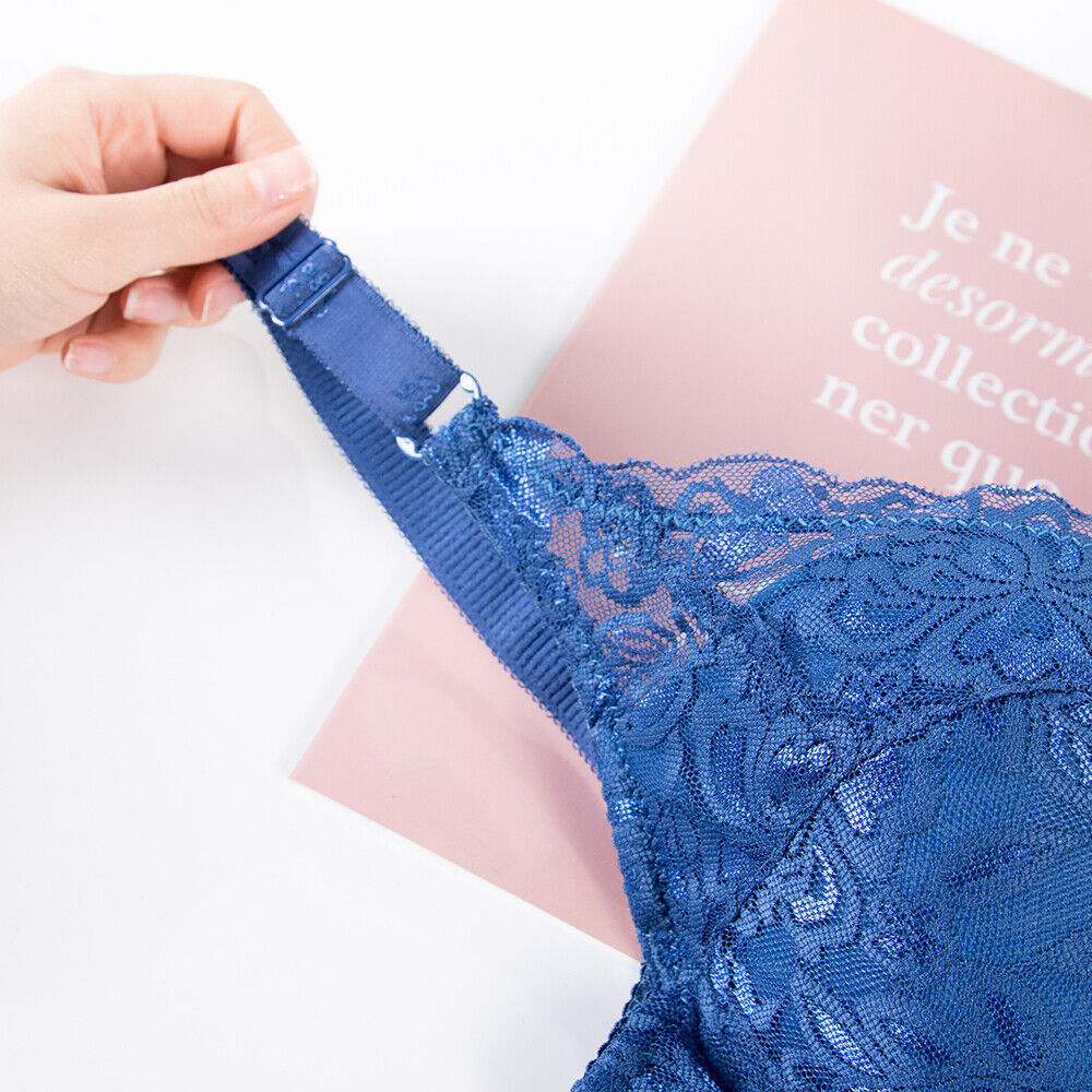 Practical everyday plus-size wire-free bra, comfortable full coverage and elegant lace design.