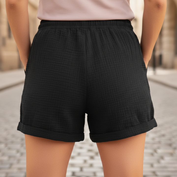 Casual women's drawstring shorts in a relaxed fit, ideal for warm weather and ultimate comfort.